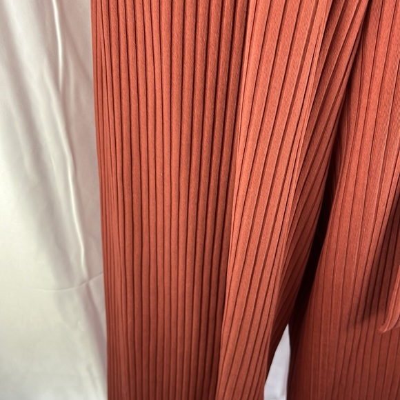 New Look - Picture 4 of 5